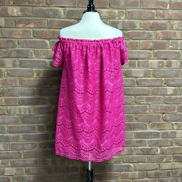 Love Fire Women’s Fuchsia Short Sleeve Lace Dress Size Large NEW - Picture 4 of 7